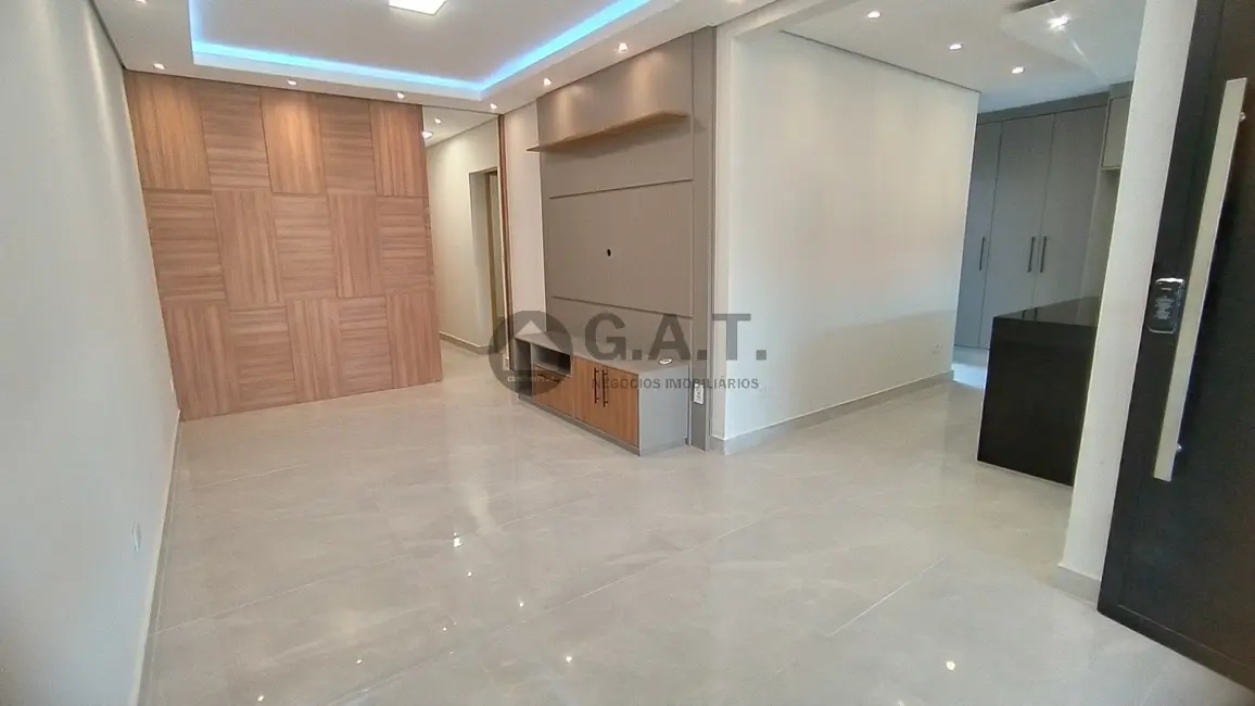 Casa de Condomínio com 3 quartos à venda, 142m2 em Vila Olímpia, Sorocaba - SP - imagem 3 Foto 3 de Casa de Condomínio com 3 quartos à venda, 142m2 em Vila Olímpia, Sorocaba - SP