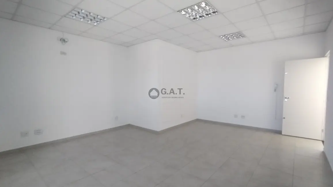 Sala Comercial para alugar, 50m2 em Jardim Santa Cecília, Sorocaba - SP - imagem 8 Foto 8 de Sala Comercial para alugar, 50m2 em Jardim Santa Cecília, Sorocaba - SP