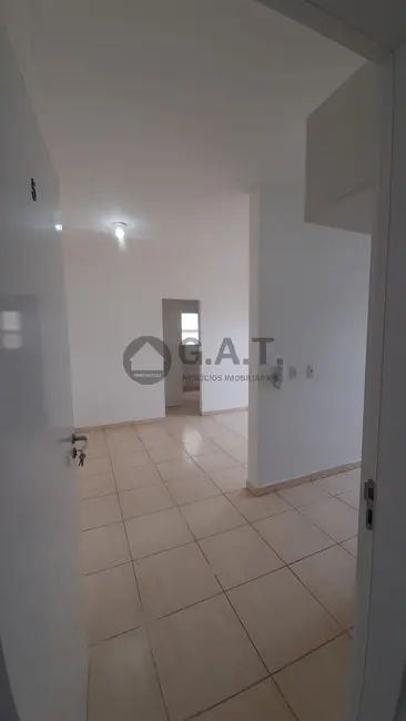 Apartamento com 2 quartos para alugar, 45m2 em Caguassu, Sorocaba - SP - imagem 2 Foto 2 de Apartamento com 2 quartos para alugar, 45m2 em Caguassu, Sorocaba - SP