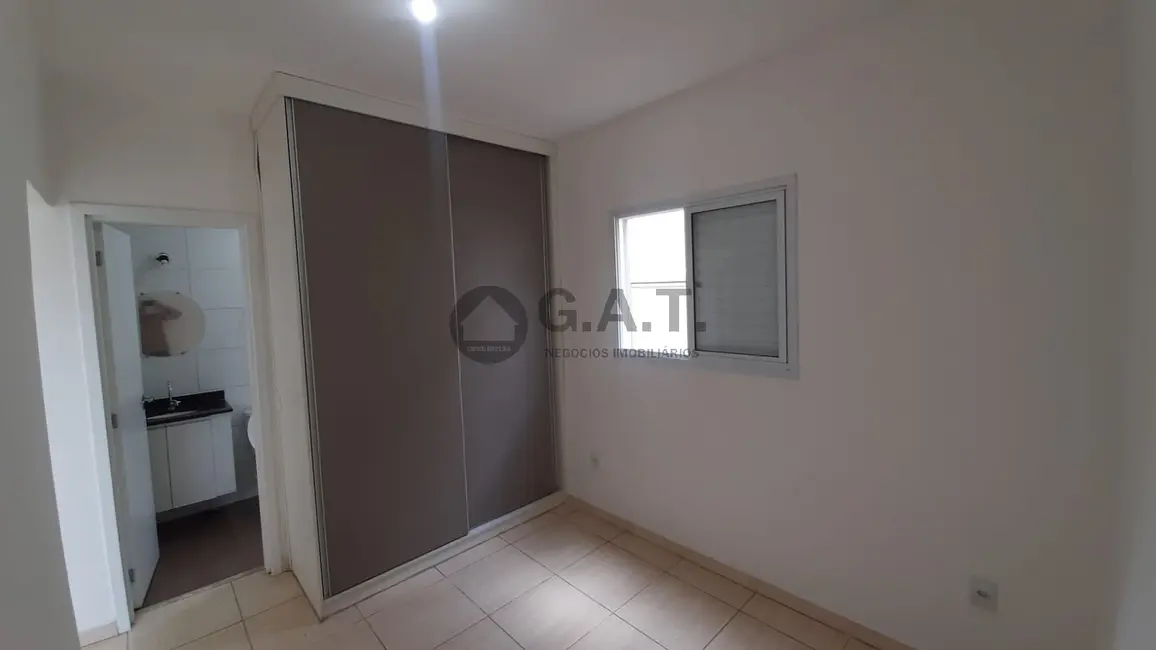 Apartamento com 2 quartos para alugar, 45m2 em Caguassu, Sorocaba - SP - imagem 4 Foto 4 de Apartamento com 2 quartos para alugar, 45m2 em Caguassu, Sorocaba - SP