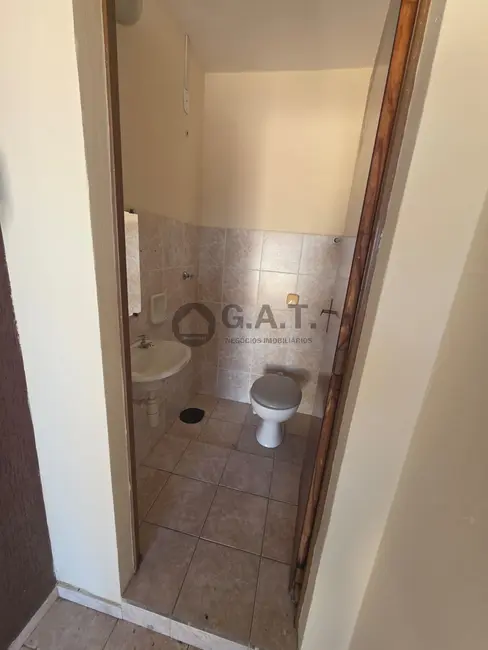 Foto 4 de Casa com 3 quartos para alugar, 280m2 em Vila Fiori, Sorocaba - SP