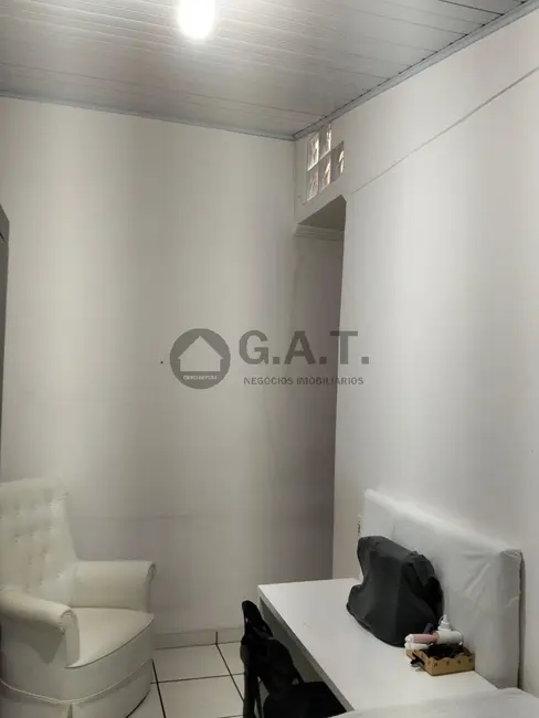 Casa com 3 quartos à venda, 120m2 em Vila Trujillo, Sorocaba - SP - imagem 5 Foto 5 de Casa com 3 quartos à venda, 120m2 em Vila Trujillo, Sorocaba - SP
