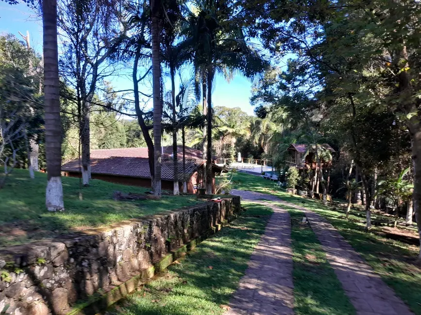 Foto 4 de Chácara com 4 quartos à venda, 1000m2 em Mairinque - SP
