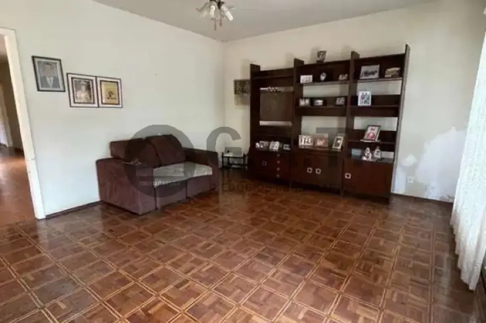 Casa com 3 quartos à venda, 270m2 em Jardim Faculdade, Sorocaba - SP - imagem 4 Foto 4 de Casa com 3 quartos à venda, 270m2 em Jardim Faculdade, Sorocaba - SP