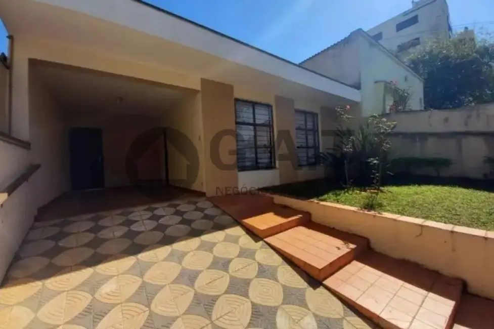 Casa com 3 quartos à venda, 270m2 em Jardim Faculdade, Sorocaba - SP - imagem 1 Foto 1 de Casa com 3 quartos à venda, 270m2 em Jardim Faculdade, Sorocaba - SP