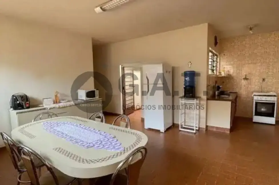Casa com 3 quartos à venda, 270m2 em Jardim Faculdade, Sorocaba - SP - imagem 3 Foto 3 de Casa com 3 quartos à venda, 270m2 em Jardim Faculdade, Sorocaba - SP