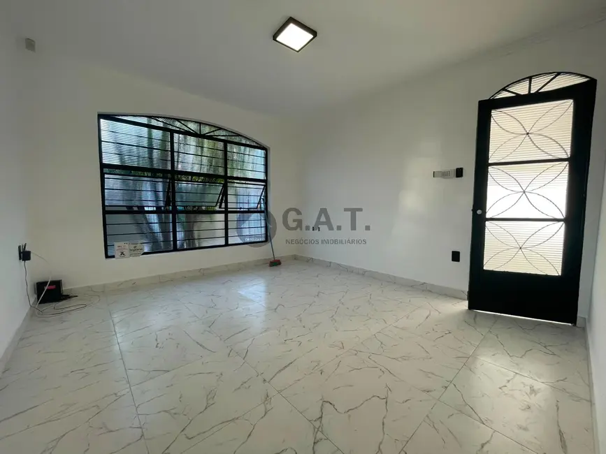 Foto 1 de Casa com 2 quartos à venda, 118m2 em Jardim Itanguá, Sorocaba - SP