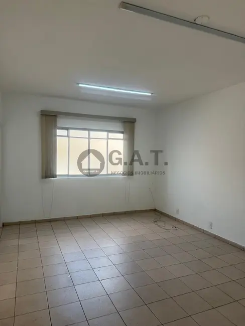 Sala Comercial para alugar, 33m2 em Centro, Sorocaba - SP - imagem 1 Foto 1 de Sala Comercial para alugar, 33m2 em Centro, Sorocaba - SP