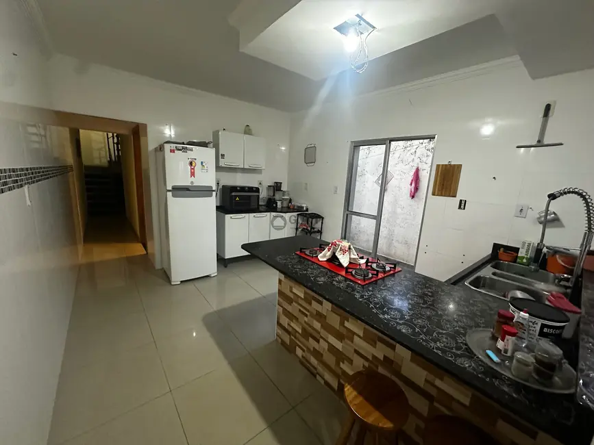 Foto 4 de Casa com 3 quartos para alugar, 160m2 em Jardim São Lourenzo, Sorocaba - SP