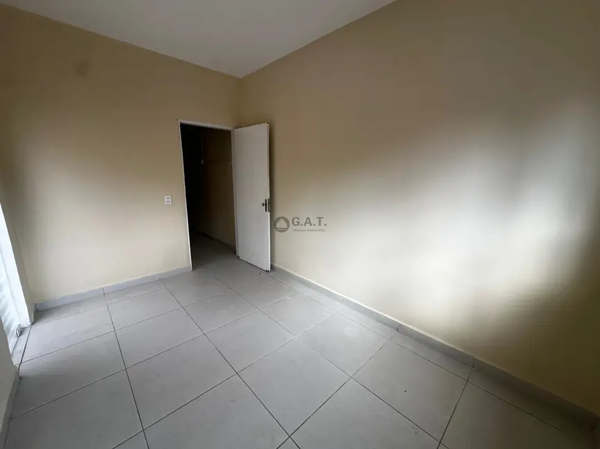 Foto 3 de Casa com 3 quartos para alugar, 60m2 em Jardim Paulistano, Sorocaba - SP