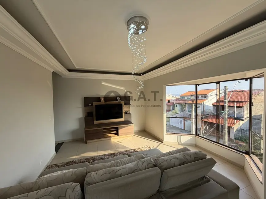 Casa com 3 quartos à venda, 230m2 em Jardim Dois Corações, Sorocaba - SP - imagem 3 Foto 3 de Casa com 3 quartos à venda, 230m2 em Jardim Dois Corações, Sorocaba - SP