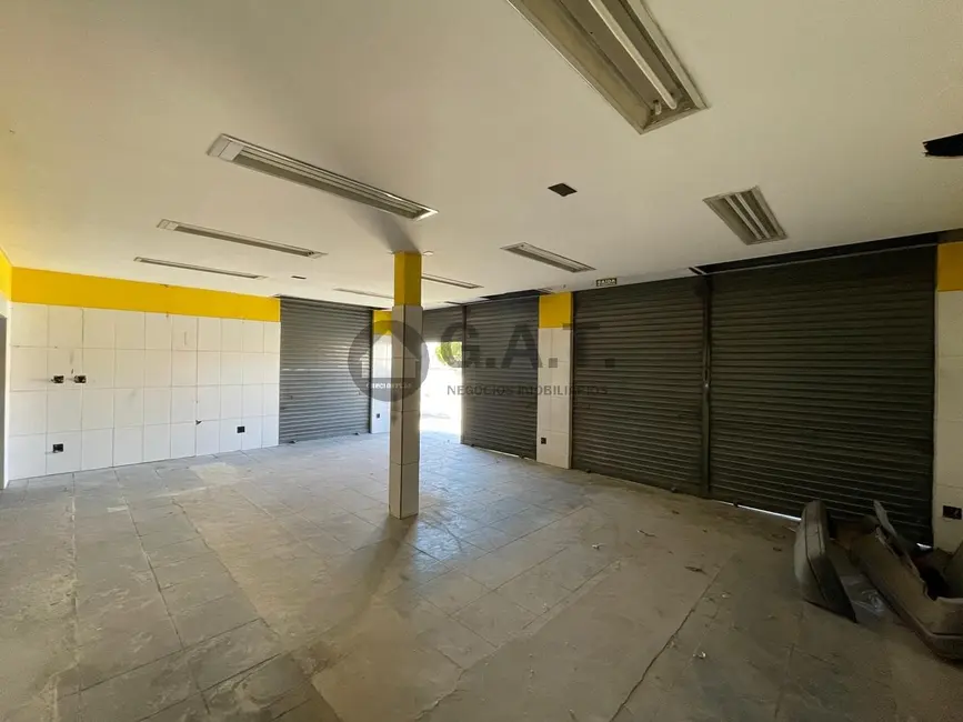 Sala Comercial para alugar, 200m2 em Jardim Prestes de Barros, Sorocaba - SP - imagem 3 Foto 3 de Sala Comercial para alugar, 200m2 em Jardim Prestes de Barros, Sorocaba - SP