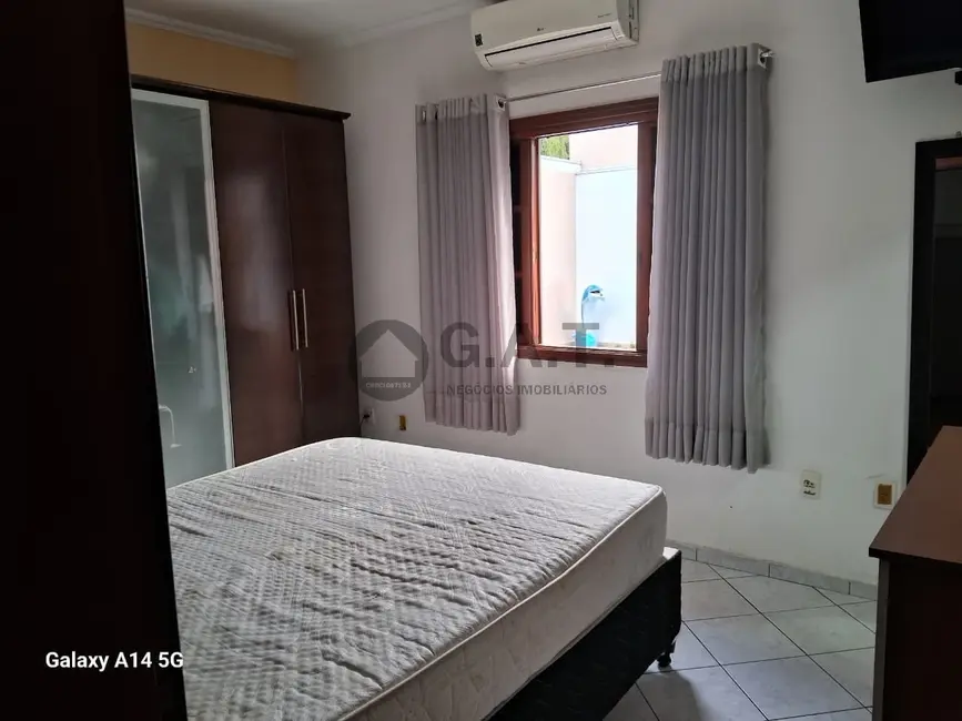 Foto 9 de Casa de Condomínio com 3 quartos à venda, 235m2 em Sorocaba - SP