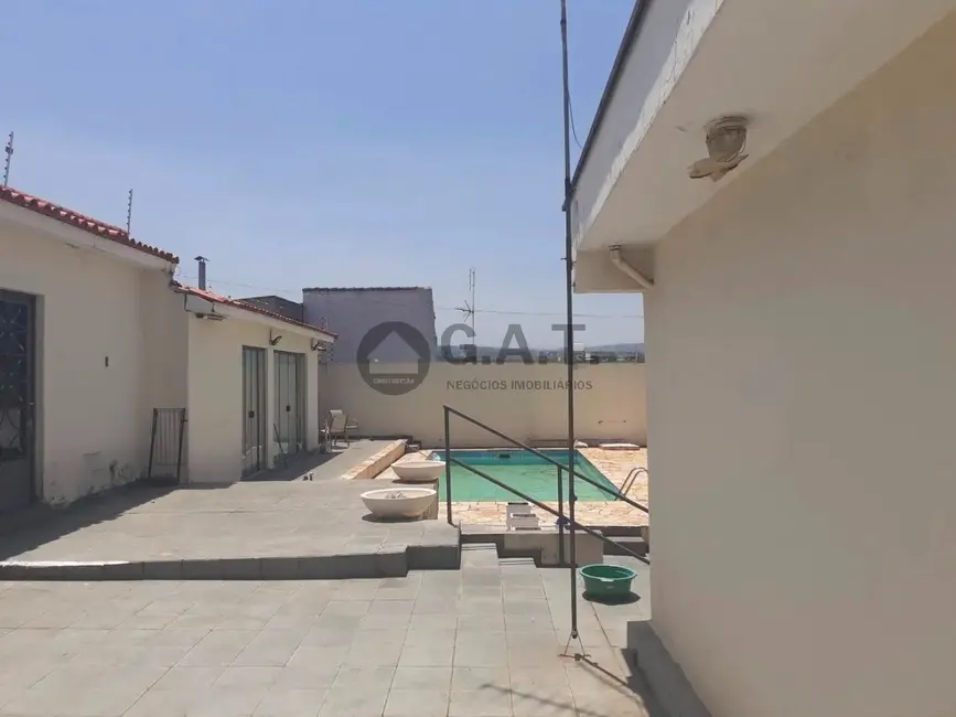 Foto 2 de Casa com 3 quartos à venda, 900m2 em Centro, Votorantim - SP
