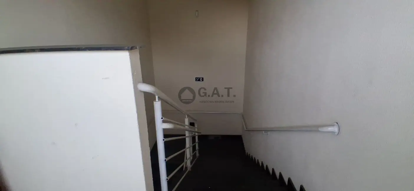 Sala Comercial para alugar, 20m2 em Jardim Santa Marina, Sorocaba - SP - imagem 8 Foto 8 de Sala Comercial para alugar, 20m2 em Jardim Santa Marina, Sorocaba - SP