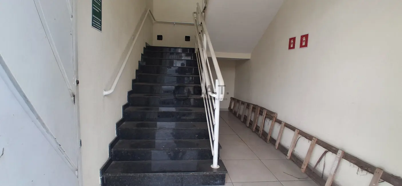 Sala Comercial para alugar, 20m2 em Jardim Santa Marina, Sorocaba - SP - imagem 9 Foto 9 de Sala Comercial para alugar, 20m2 em Jardim Santa Marina, Sorocaba - SP