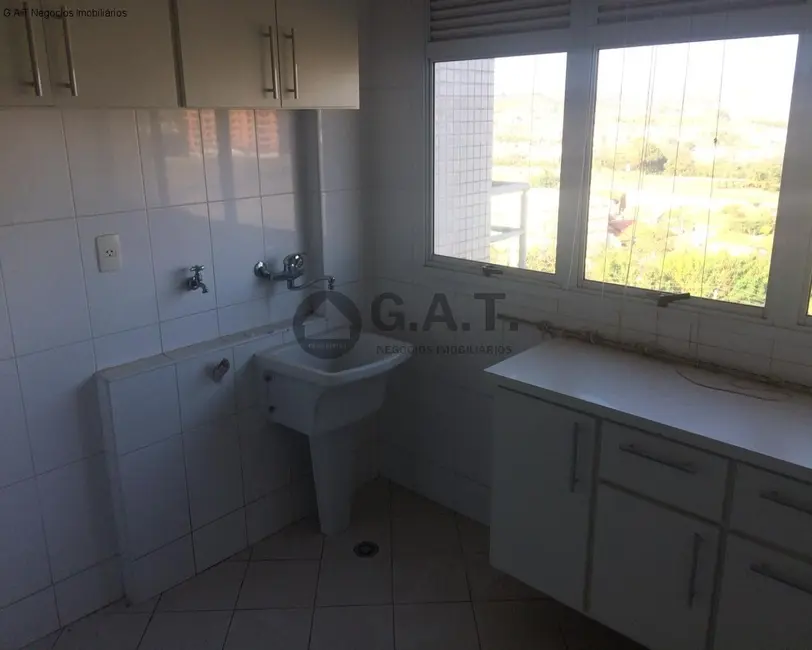 Apartamento com 3 quartos para alugar, 107m2 em Jardim Judith, Sorocaba - SP - imagem 9 Foto 9 de Apartamento com 3 quartos para alugar, 107m2 em Jardim Judith, Sorocaba - SP
