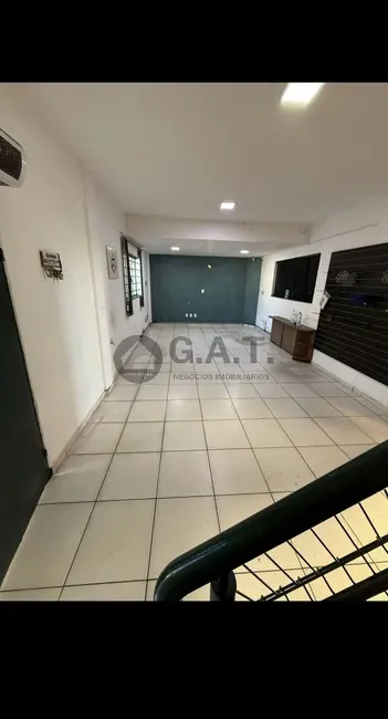 Armazém / Galpão para alugar, 300m2 em Éden, Sorocaba - SP - imagem 2 Foto 2 de Armazém / Galpão para alugar, 300m2 em Éden, Sorocaba - SP