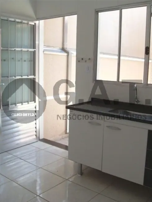 Casa com 1 quarto para alugar, 25m2 em Jardim Wanel Ville V, Sorocaba - SP - imagem 4 Foto 4 de Casa com 1 quarto para alugar, 25m2 em Jardim Wanel Ville V, Sorocaba - SP