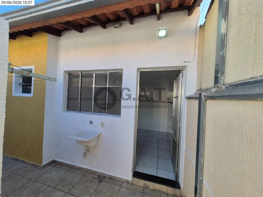 Casa com 1 quarto para alugar, 25m2 em Jardim Wanel Ville V, Sorocaba - SP - imagem 1 Foto 1 de Casa com 1 quarto para alugar, 25m2 em Jardim Wanel Ville V, Sorocaba - SP