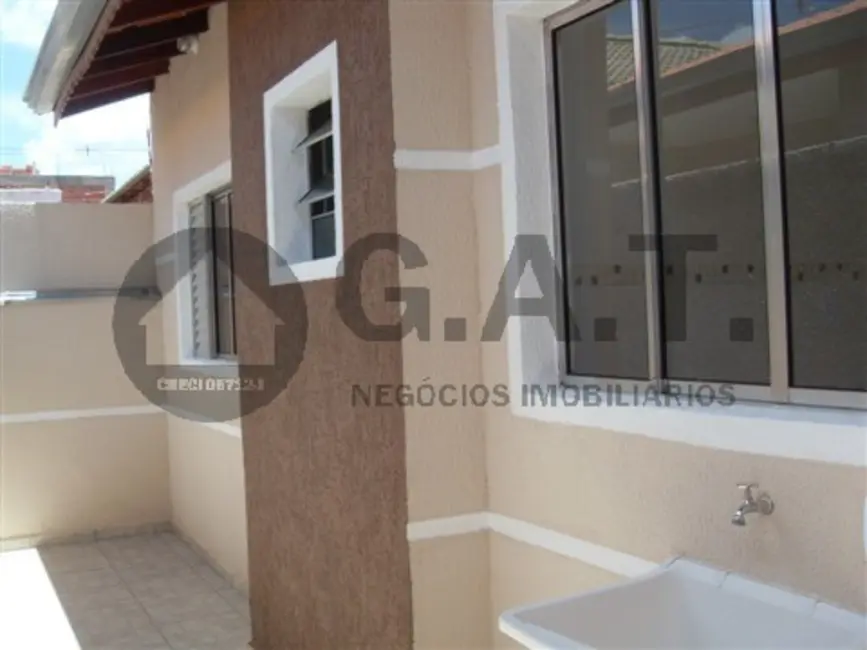 Casa com 1 quarto para alugar, 25m2 em Jardim Wanel Ville V, Sorocaba - SP - imagem 3 Foto 3 de Casa com 1 quarto para alugar, 25m2 em Jardim Wanel Ville V, Sorocaba - SP