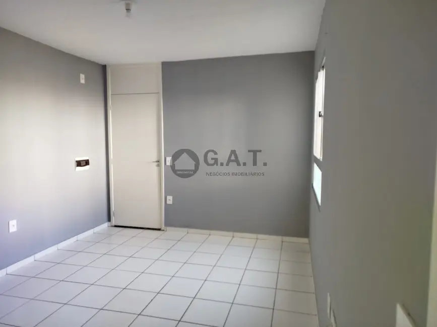 Foto 2 de Apartamento com 2 quartos para alugar, 57m2 em Sorocaba - SP