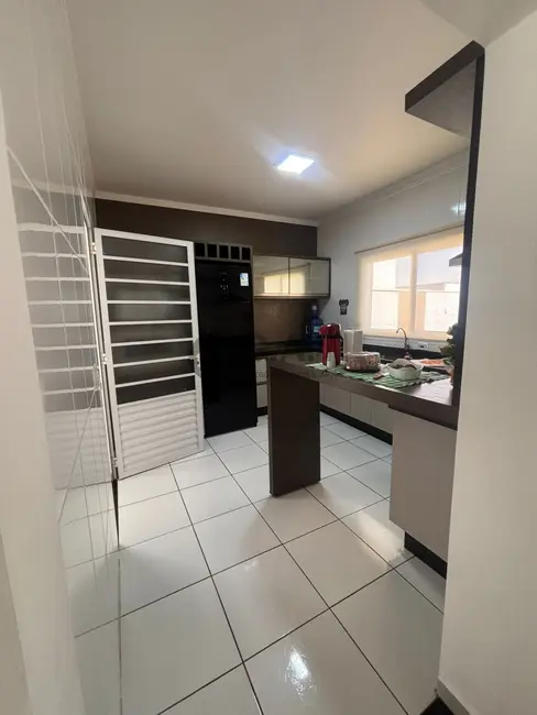 Foto 2 de Casa de Condomínio com 3 quartos para alugar, 191m2 em Sorocaba - SP