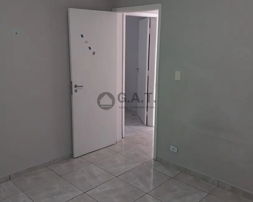 Apartamento com 2 quartos para alugar, 65m2 em Parque Três Meninos, Sorocaba - SP - imagem 7 Foto 7 de Apartamento com 2 quartos para alugar, 65m2 em Parque Três Meninos, Sorocaba - SP