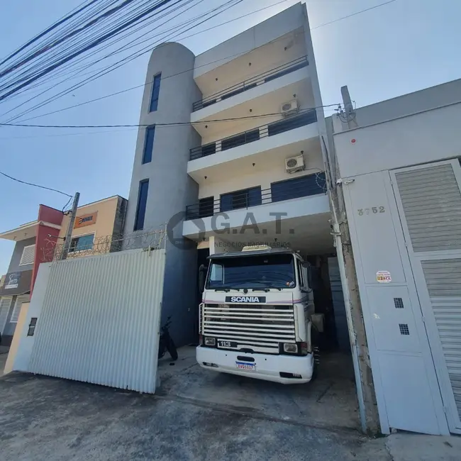 Foto 1 de Armazém / Galpão para alugar, 353m2 em Wanel Ville, Sorocaba - SP