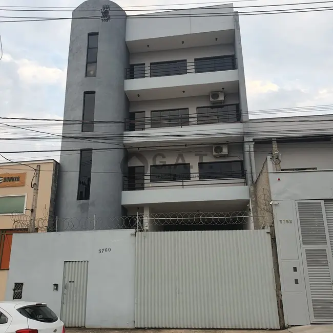 Foto 3 de Armazém / Galpão para alugar, 353m2 em Wanel Ville, Sorocaba - SP