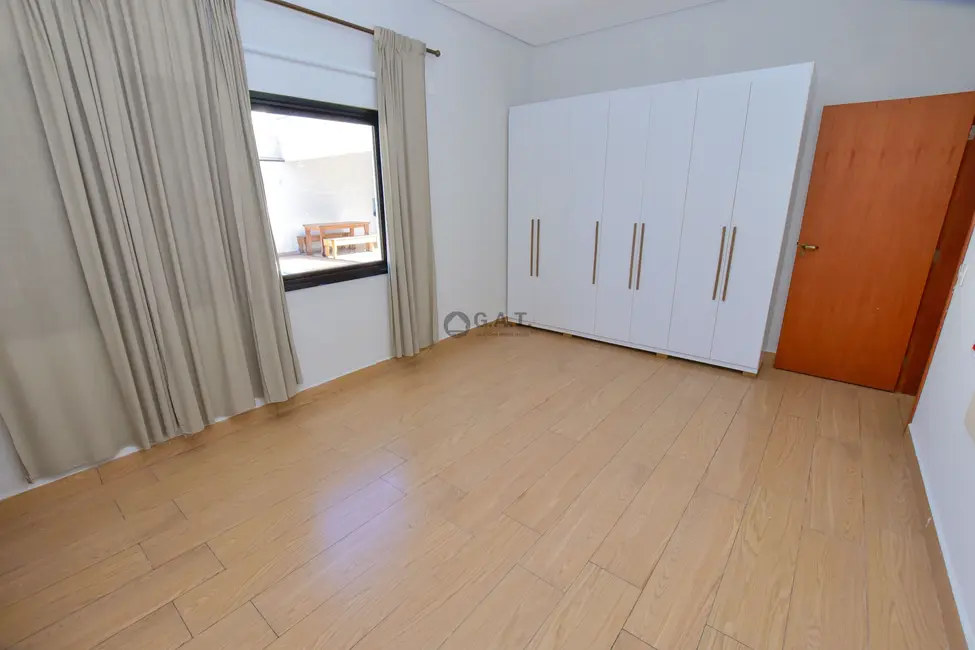 Casa de Condomínio com 3 quartos à venda, 253m2 em Sorocaba - SP - imagem 6 Foto 6 de Casa de Condomínio com 3 quartos à venda, 253m2 em Sorocaba - SP