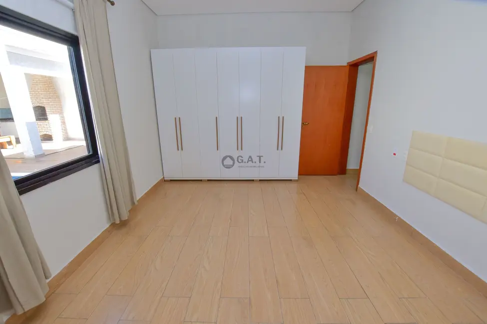 Casa de Condomínio com 3 quartos à venda, 253m2 em Sorocaba - SP - imagem 7 Foto 7 de Casa de Condomínio com 3 quartos à venda, 253m2 em Sorocaba - SP