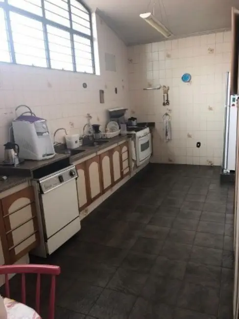 Foto 9 de Casa com 3 quartos para alugar, 700m2 em Jardim Santa Rosália, Sorocaba - SP