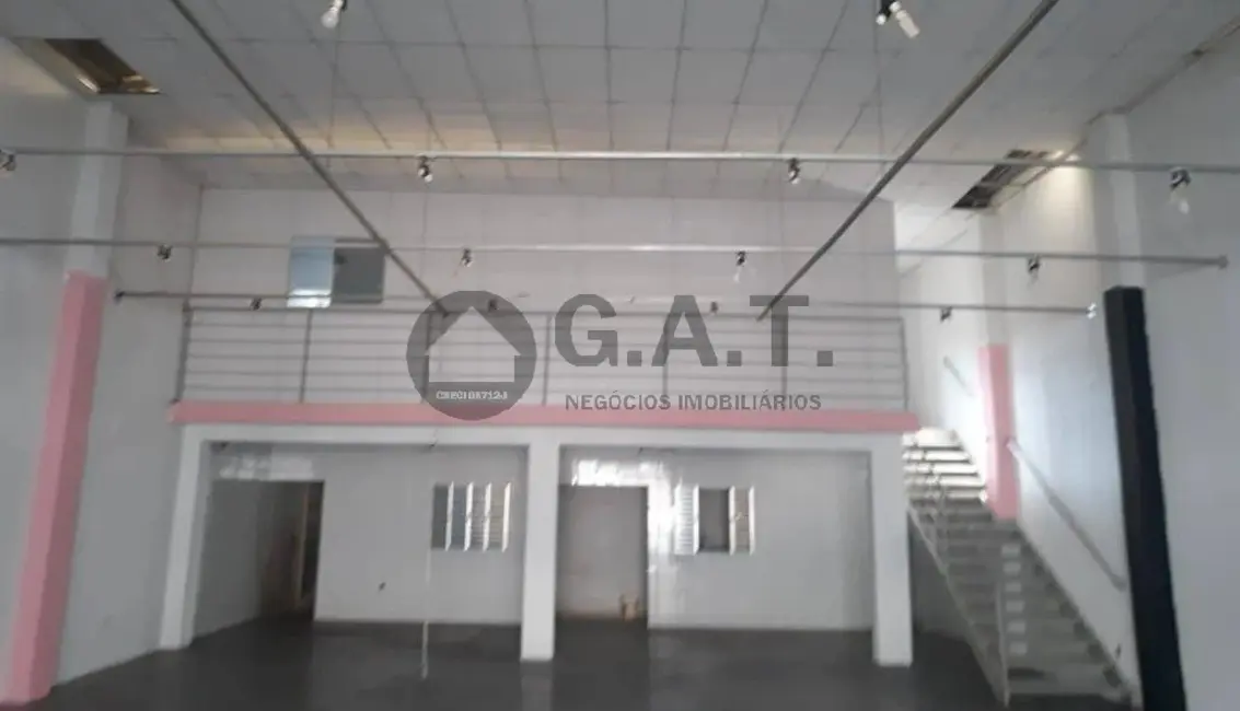 Sala Comercial para alugar, 250m2 em Vila Primavera, Sorocaba - SP - imagem 3 Foto 3 de Sala Comercial para alugar, 250m2 em Vila Primavera, Sorocaba - SP
