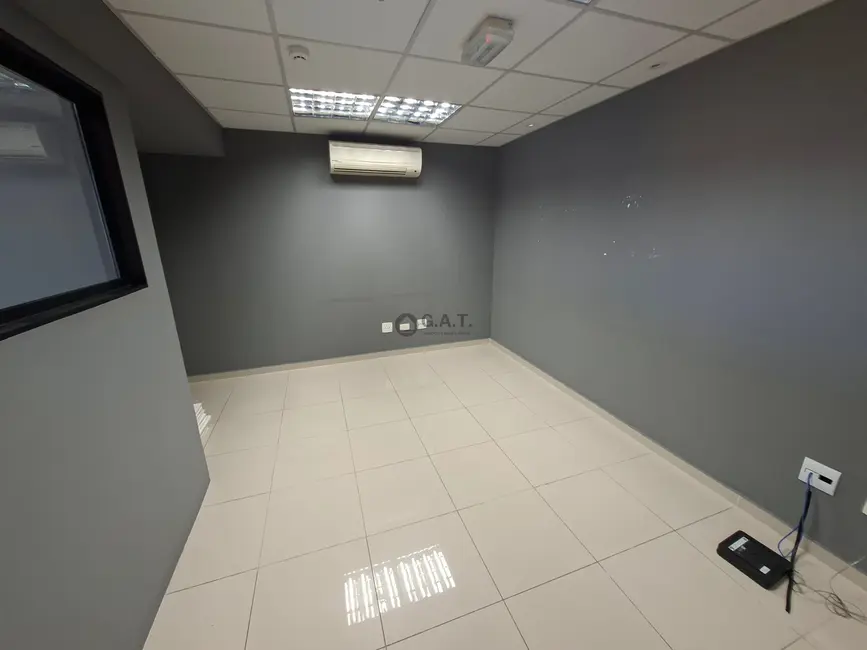 Foto 1 de Sala Comercial para alugar, 56m2 em Parque Campolim, Sorocaba - SP