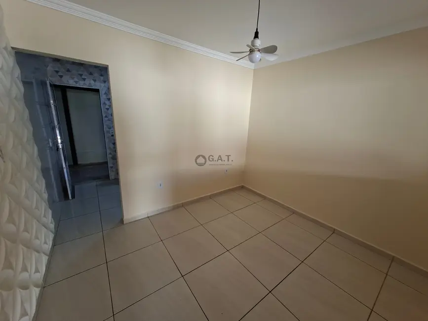 Foto 3 de Casa de Condomínio com 2 quartos à venda, 60m2 em Recreio dos Sorocabanos, Sorocaba - SP