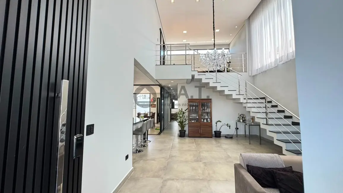 Casa de Condomínio com 4 quartos à venda, 206m2 em Votorantim - SP - imagem 2 Foto 2 de Casa de Condomínio com 4 quartos à venda, 206m2 em Votorantim - SP