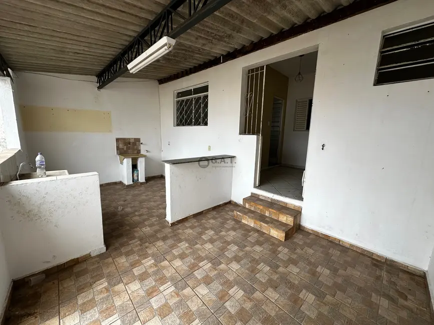 Casa com 1 quarto para alugar, 61m2 em Vila Rica, Sorocaba - SP - imagem 5 Foto 5 de Casa com 1 quarto para alugar, 61m2 em Vila Rica, Sorocaba - SP
