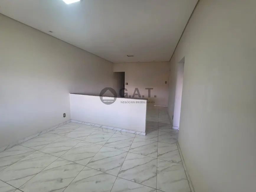 Casa com 3 quartos para alugar, 150m2 em Centro, Sorocaba - SP - imagem 1 Foto 1 de Casa com 3 quartos para alugar, 150m2 em Centro, Sorocaba - SP