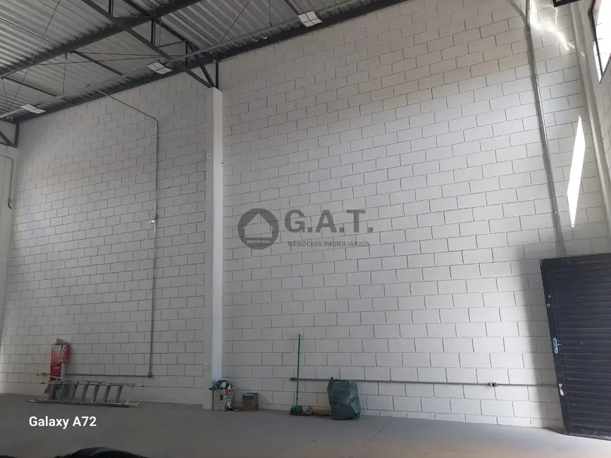 Foto 5 de Armazém / Galpão para alugar, 94m2 em Jardim Montreal, Sorocaba - SP