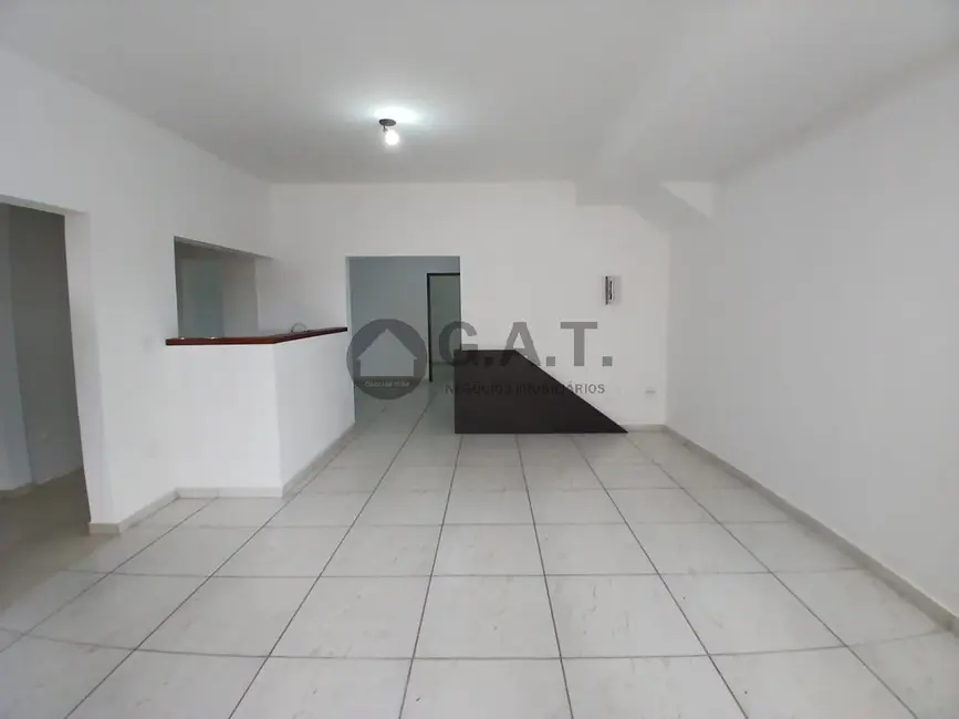 Casa com 2 quartos para alugar, 85m2 em Jardim Germiniani, Sorocaba - SP - imagem 5 Foto 5 de Casa com 2 quartos para alugar, 85m2 em Jardim Germiniani, Sorocaba - SP