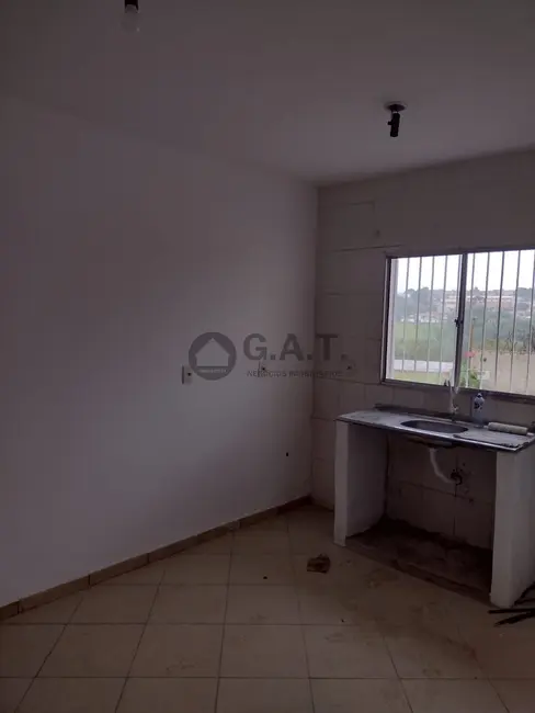 Casa com 2 quartos para alugar, 90m2 em Jardim Wanel Ville V, Sorocaba - SP - imagem 4 Foto 4 de Casa com 2 quartos para alugar, 90m2 em Jardim Wanel Ville V, Sorocaba - SP