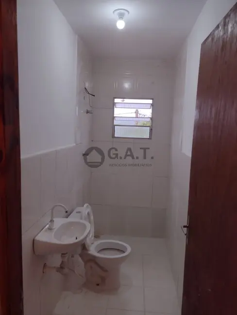 Casa com 2 quartos para alugar, 90m2 em Jardim Wanel Ville V, Sorocaba - SP - imagem 6 Foto 6 de Casa com 2 quartos para alugar, 90m2 em Jardim Wanel Ville V, Sorocaba - SP