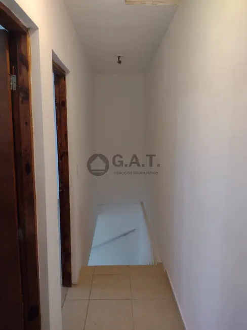 Casa com 2 quartos para alugar, 90m2 em Jardim Wanel Ville V, Sorocaba - SP - imagem 7 Foto 7 de Casa com 2 quartos para alugar, 90m2 em Jardim Wanel Ville V, Sorocaba - SP