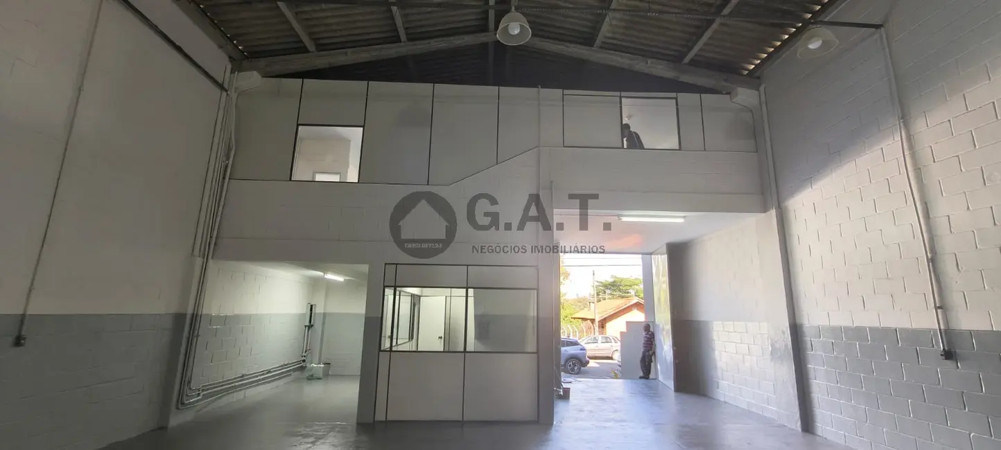 Foto 1 de Armazém / Galpão para alugar, 300m2 em Jardim Leocádia, Sorocaba - SP