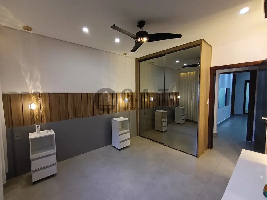 Casa com 4 quartos para alugar, 250m2 em Jardim Simus, Sorocaba - SP - imagem 9 Foto 9 de Casa com 4 quartos para alugar, 250m2 em Jardim Simus, Sorocaba - SP