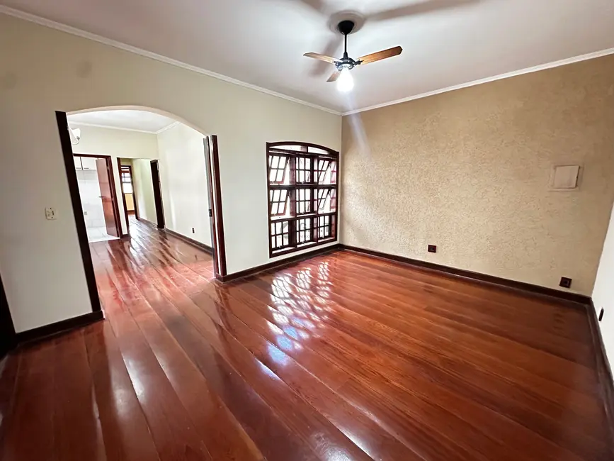 Foto 1 de Casa com 3 quartos para alugar, 110m2 em Vila Jardini, Sorocaba - SP
