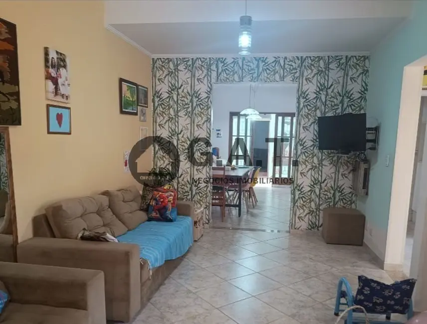 Foto 1 de Casa com 5 quartos para alugar, 220m2 em Jardim São Judas Tadeu, Sorocaba - SP