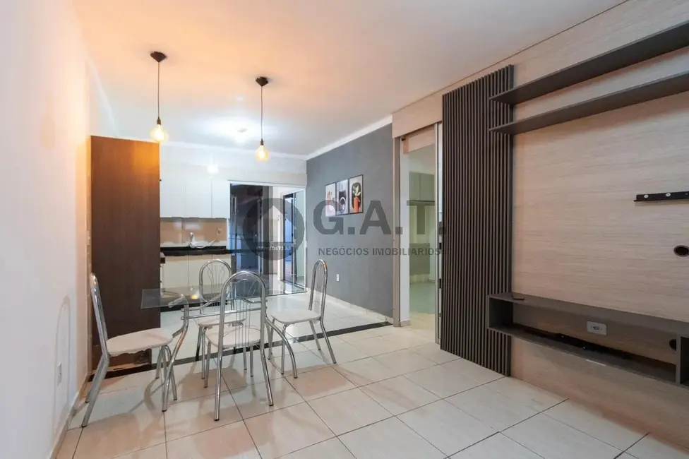Casa com 3 quartos para alugar, 130m2 em Jardim Santa Catarina, Sorocaba - SP - imagem 8 Foto 8 de Casa com 3 quartos para alugar, 130m2 em Jardim Santa Catarina, Sorocaba - SP
