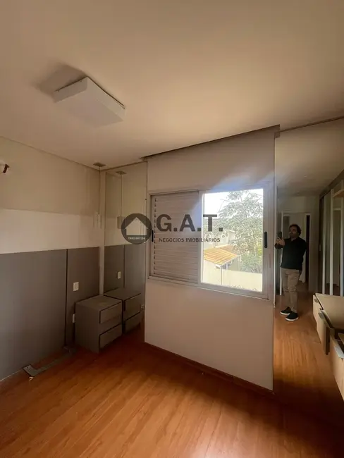 Casa de Condomínio com 3 quartos à venda, 189m2 em Parque Campolim, Sorocaba - SP - imagem 4 Foto 4 de Casa de Condomínio com 3 quartos à venda, 189m2 em Parque Campolim, Sorocaba - SP